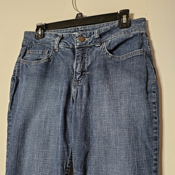 Riders by Lee mid-rise bootcut classic stretchy embroidered pockets jeans Sz 8 - Picture 2 of 6